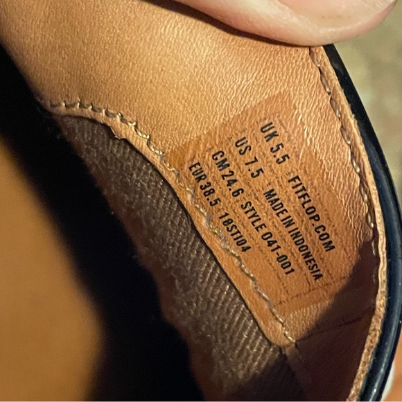 FitFlop 7.5 Serene Black Patent Leather Beaded Slides Flats - Picture 6 of 7